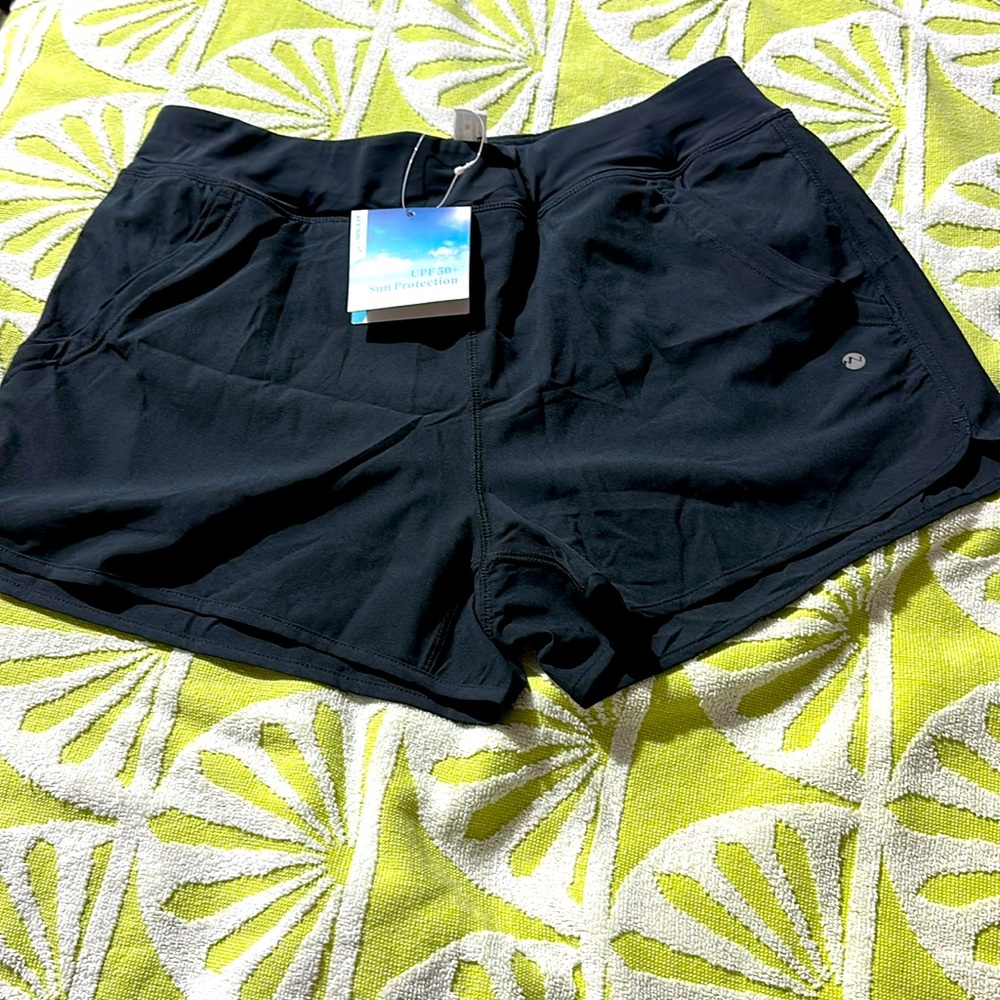 Women’s short